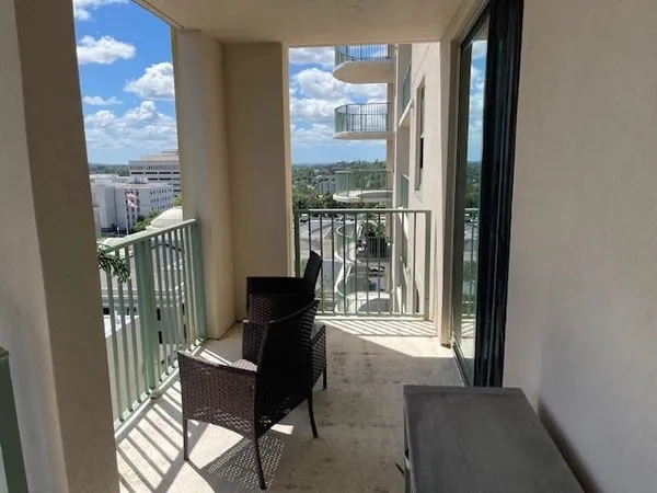 $330,000 | 300 South Duval Street, Unit 1408, Tallahassee, FL 32301