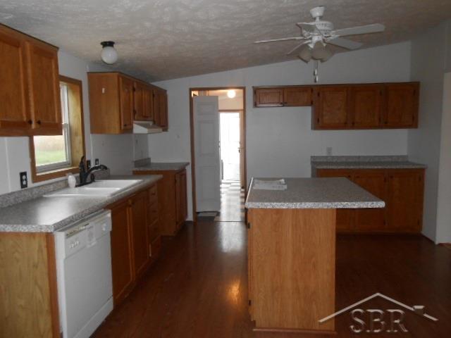 17845 Doyle Road Hemlock, MI 48626 - Photo 16 of 24 31306464-15.JPG