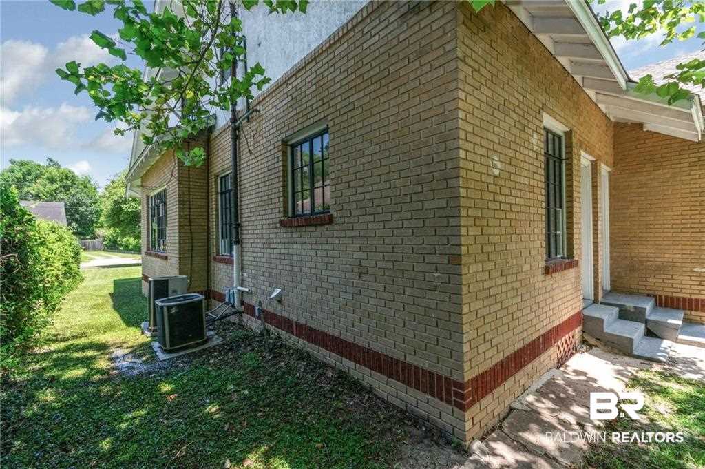 158 South Catherine Street Mobile, AL 36604 - Photo 35 of 40