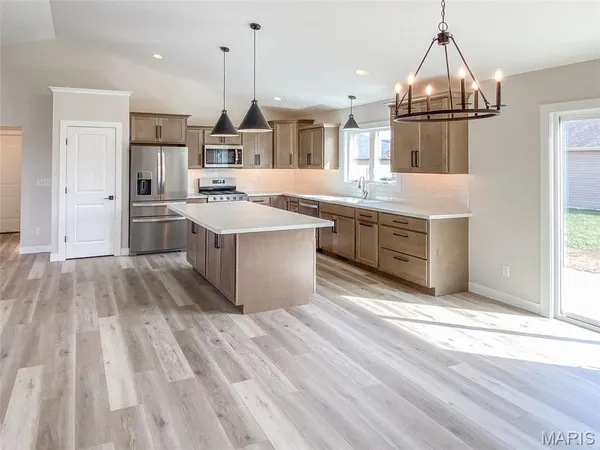 $447,900 | 1009 Pennsylvania Avenue, New Baden, IL 62265