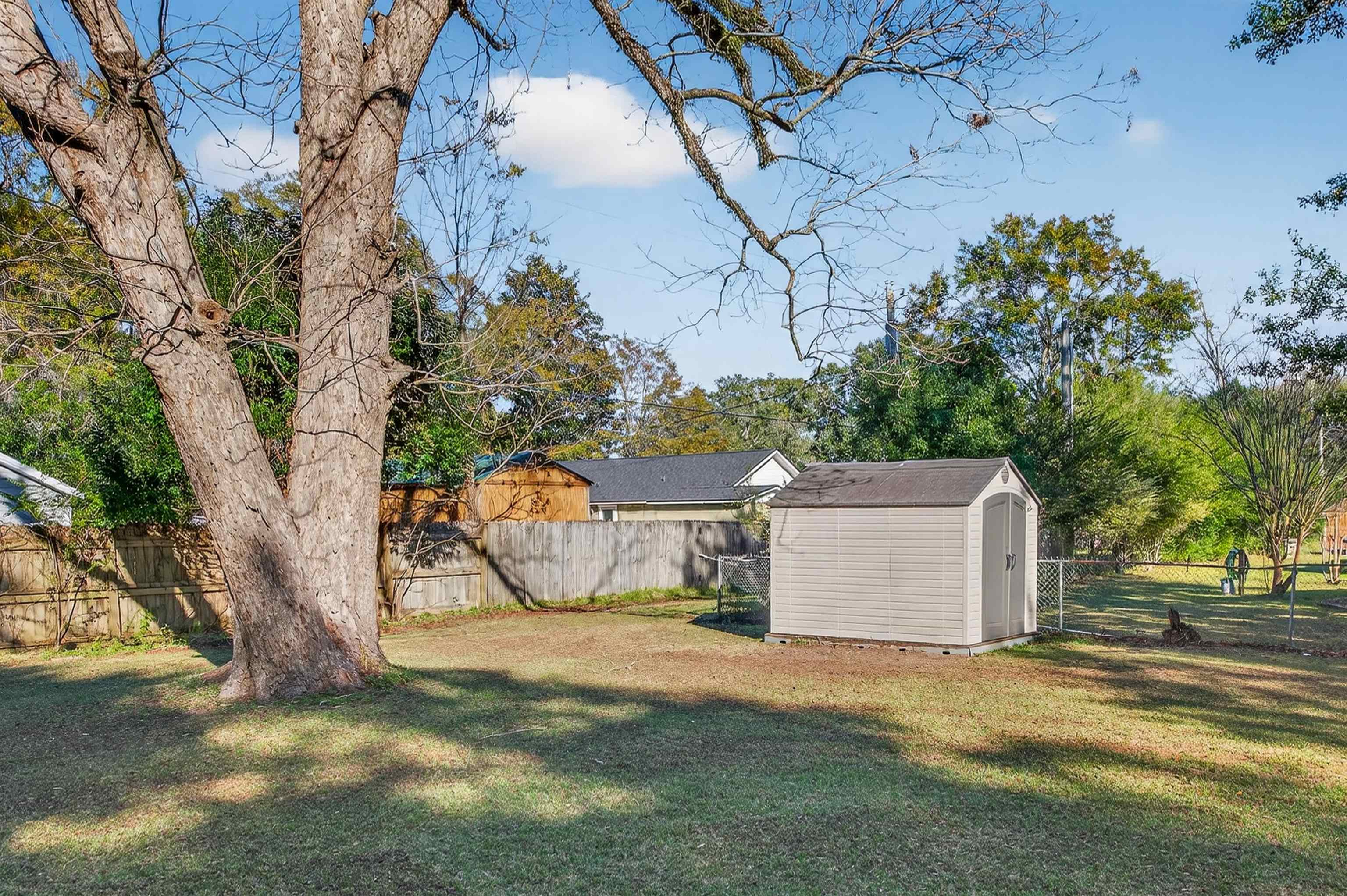 18635 Florida Street Robertsdale, AL 36567 - Photo 9 of 37