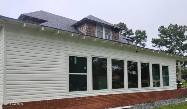 $325,000 | 105 Main Street, Severn, NC 27877