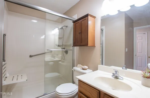 $299,900 | 420 Alexander Avenue, Unit 420, Church Hill, TN 37642