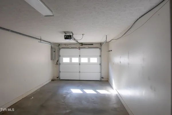 $299,900 | 420 Alexander Avenue, Unit 420, Church Hill, TN 37642