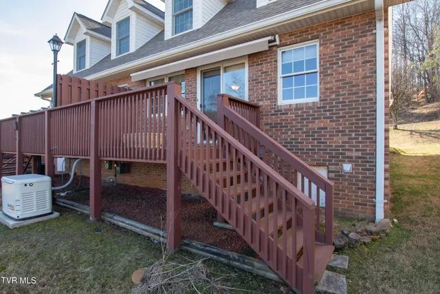 $299,900 | 420 Alexander Avenue, Unit 420, Church Hill, TN 37642