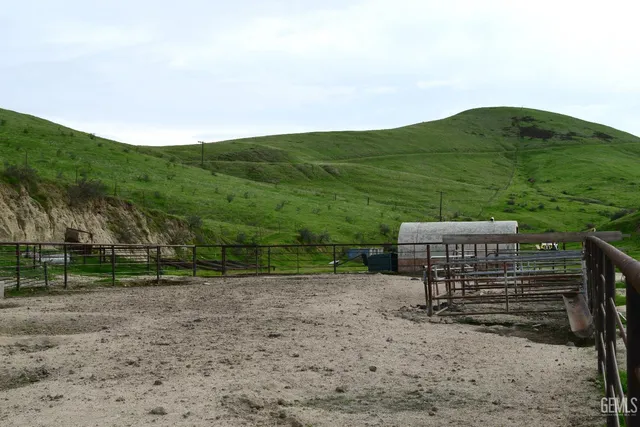 $599,999 | Undisclosed Address, Bakersfield, CA 93308