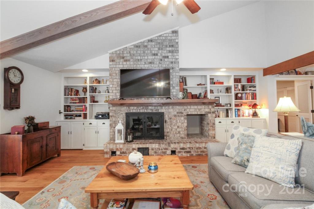 225 Nelson Road, Unit 21 Matthews, NC 28104 - Photo 10 of 39 Gallery Image 10