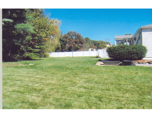 85 Taylor Road Acton, MA 01720 - Photo 3 of 13 Gallery Image 3