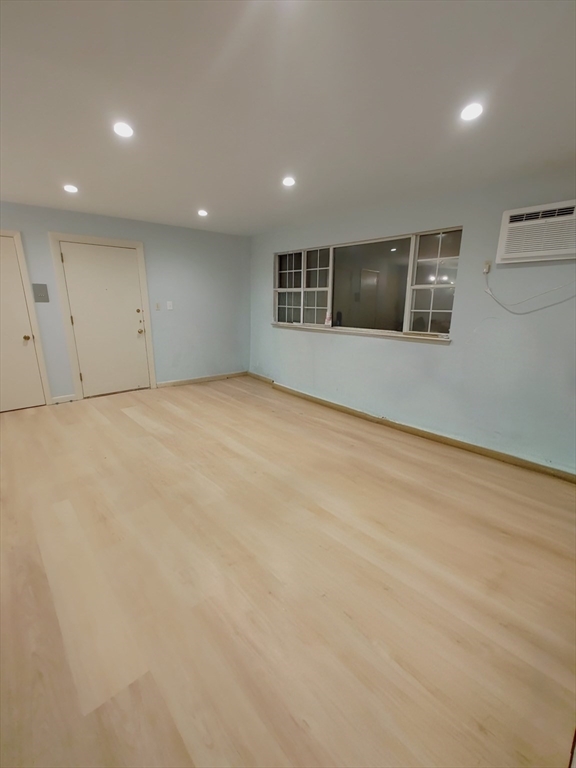 56 Jacqueline Road, Unit 12 Waltham, MA 02452 - Photo 3 of 9
