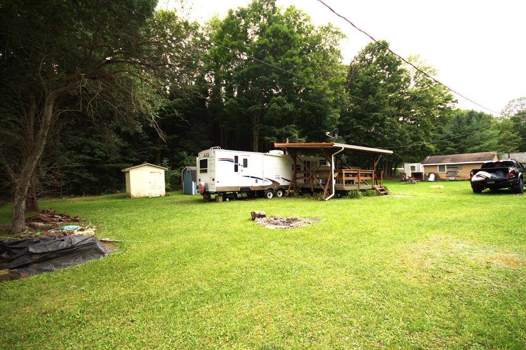 121 Crooked Pier Road Clarington, PA 15828 - Photo 11 of 12 Gallery Image 11