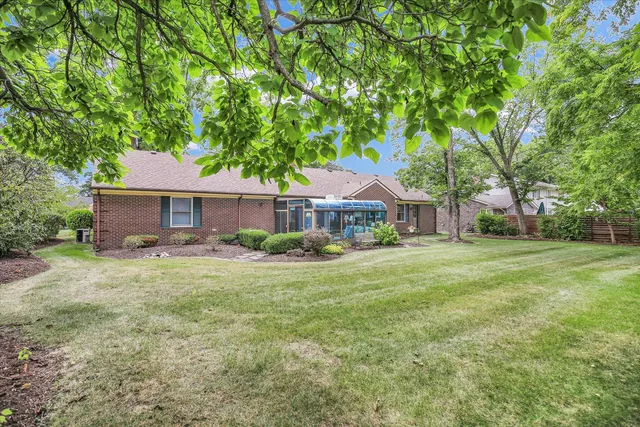 $279,900 | 13 Lincolnshire Avenue, Danville, IL 61832