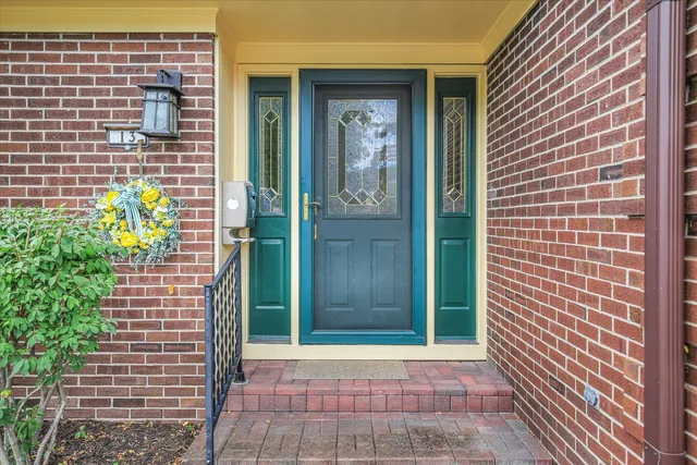 $279,900 | 13 Lincolnshire Avenue, Danville, IL 61832