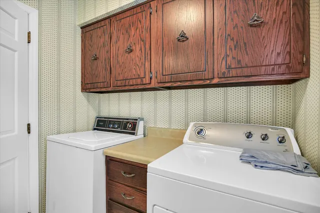 $279,900 | 13 Lincolnshire Avenue, Danville, IL 61832