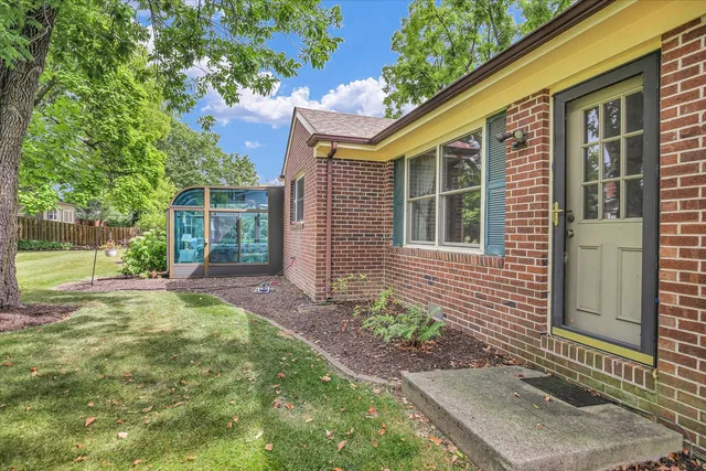 $279,900 | 13 Lincolnshire Avenue, Danville, IL 61832