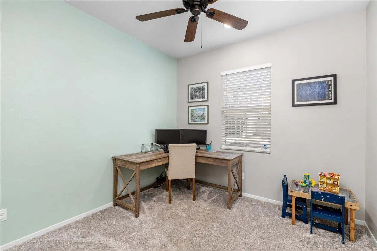 13642 Gray Hawk Way Valley Center, CA 92082 - Photo 5 of 23