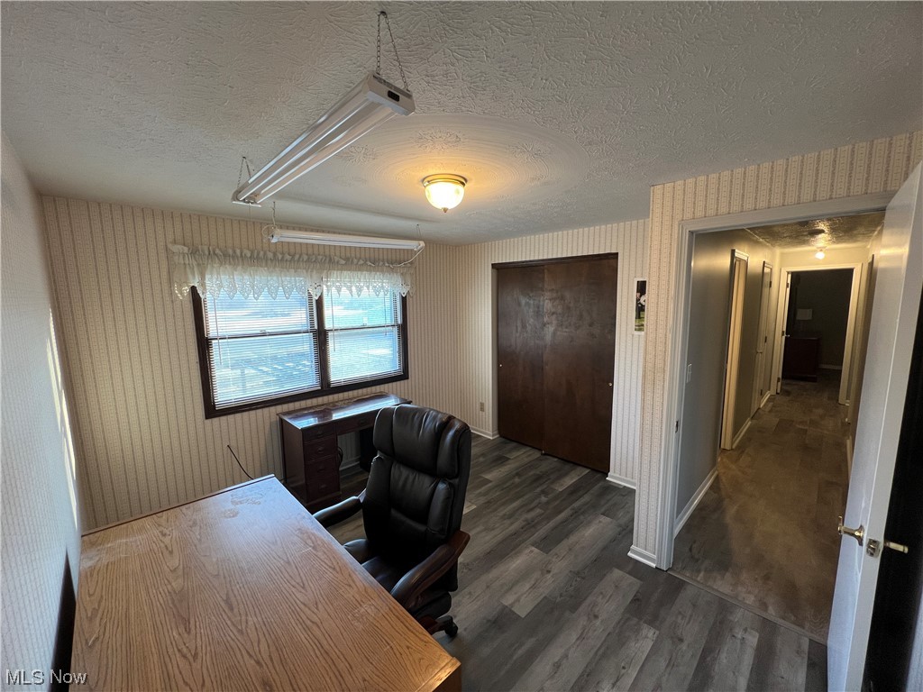 47559 Hughes Road Wellington, OH 44090 - Photo 21 of 31