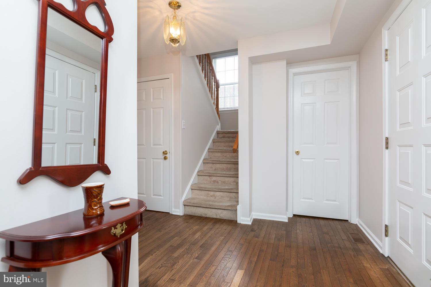 219 Ridley Drive Wallingford, PA 19086 - Photo 2 of 16