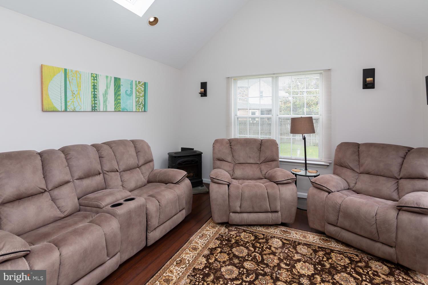 219 Ridley Drive Wallingford, PA 19086 - Photo 7 of 16