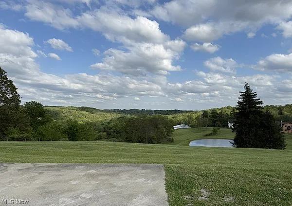 $650,000 | 4020 Dillon Hills Drive, Nashport, OH 43830