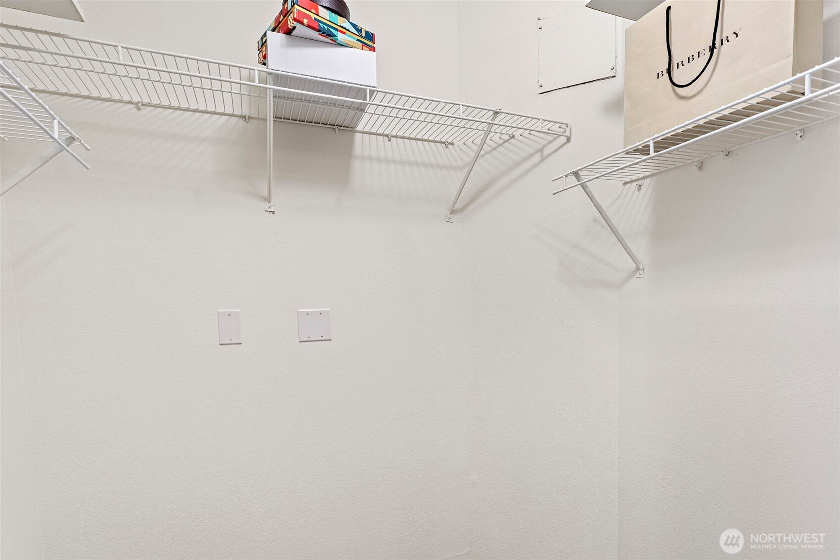 655 Crockett Street, Unit B207 Seattle, WA 98109 - Photo 16 of 27