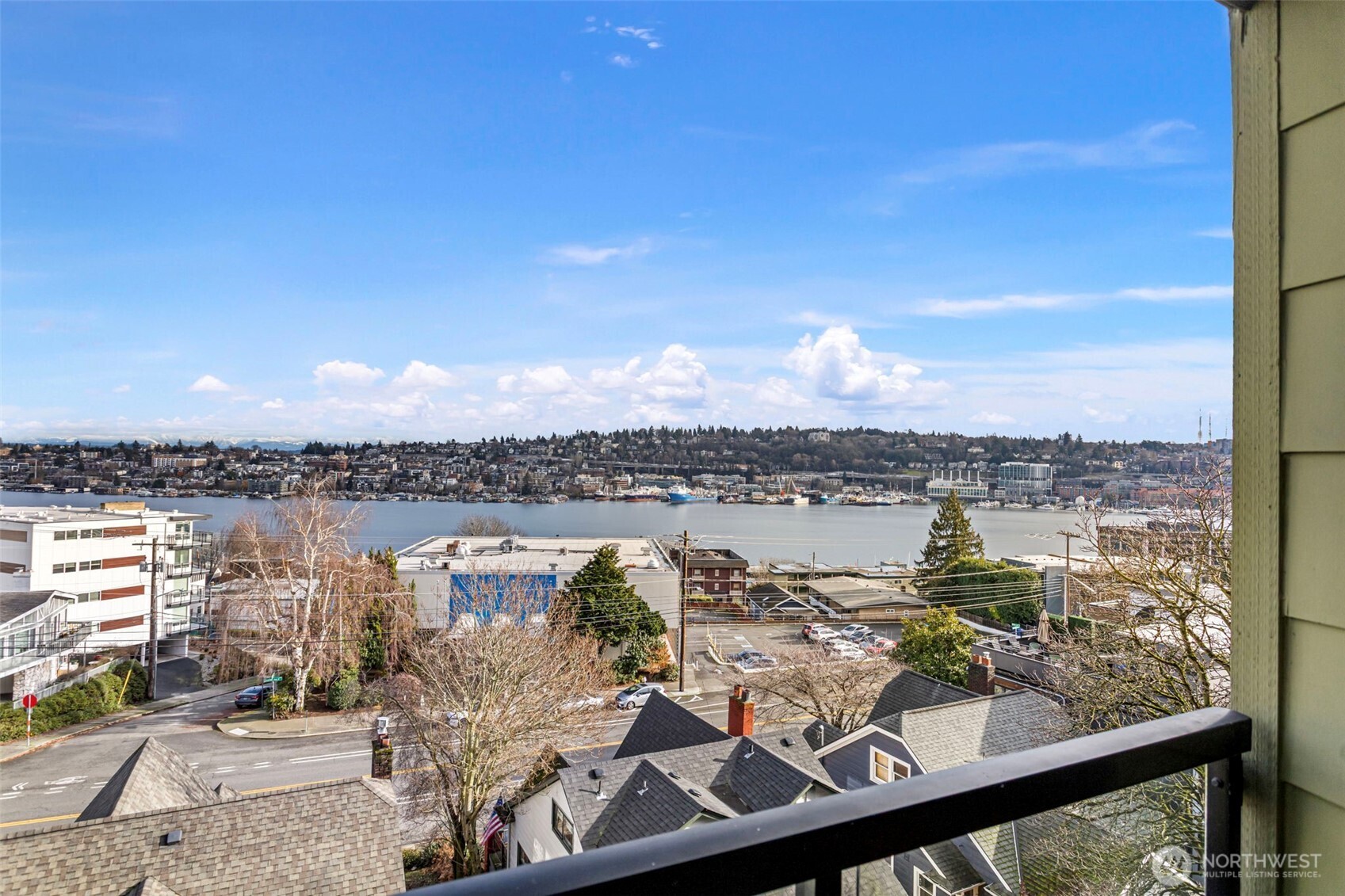 655 Crockett Street, Unit B207 Seattle, WA 98109 - Photo 19 of 27