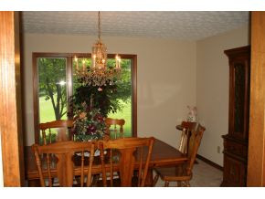 3602 Timberlake Road Johnson City, TN 37601 - Photo 5 of 10 Dining