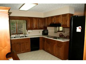 3602 Timberlake Road Johnson City, TN 37601 - Photo 9 of 10 Kitchen 2