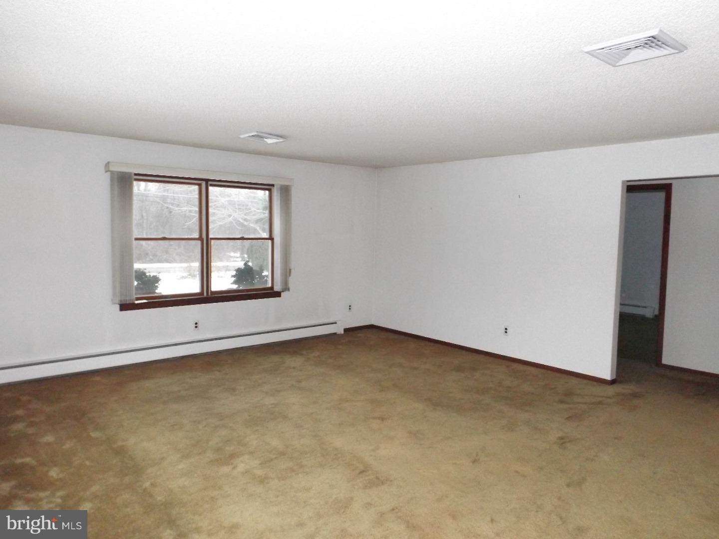 218 Docks Corner Road Monroe Township, NJ 08831 - Photo 3 of 21 Gallery Image 3