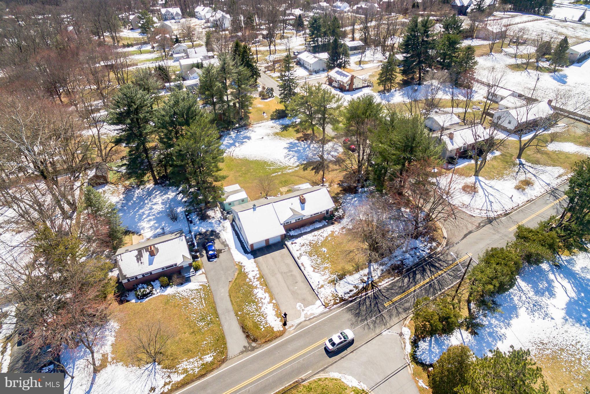 6201 Brooklyn Bridge Road Laurel, MD 20707 - Photo 3 of 30 Corner lot with lots of space
