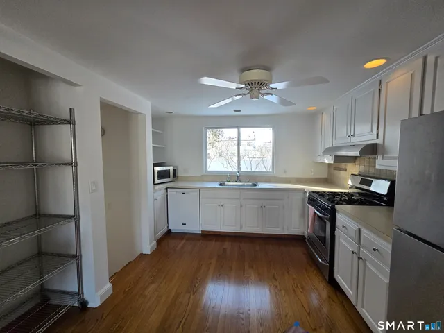 $5,000 | 148 Catherine Street, Fairfield, CT 06824