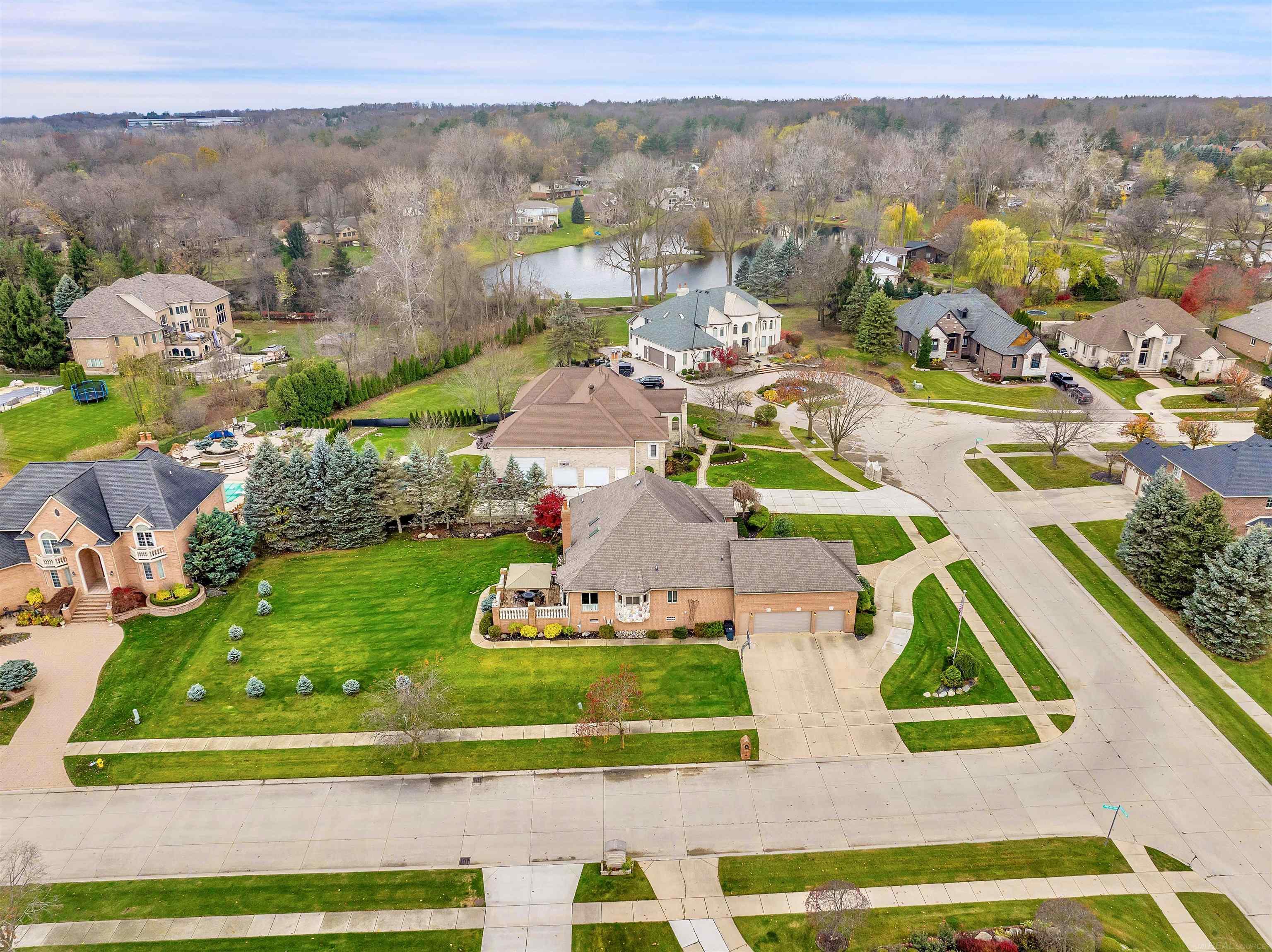 6602 Squirrel Ridge Washington, MI 48094 - Photo 12 of 50 50166955-b04ac1aa-107b-48a3-bb7f-bcfa6cf4698e.JPG