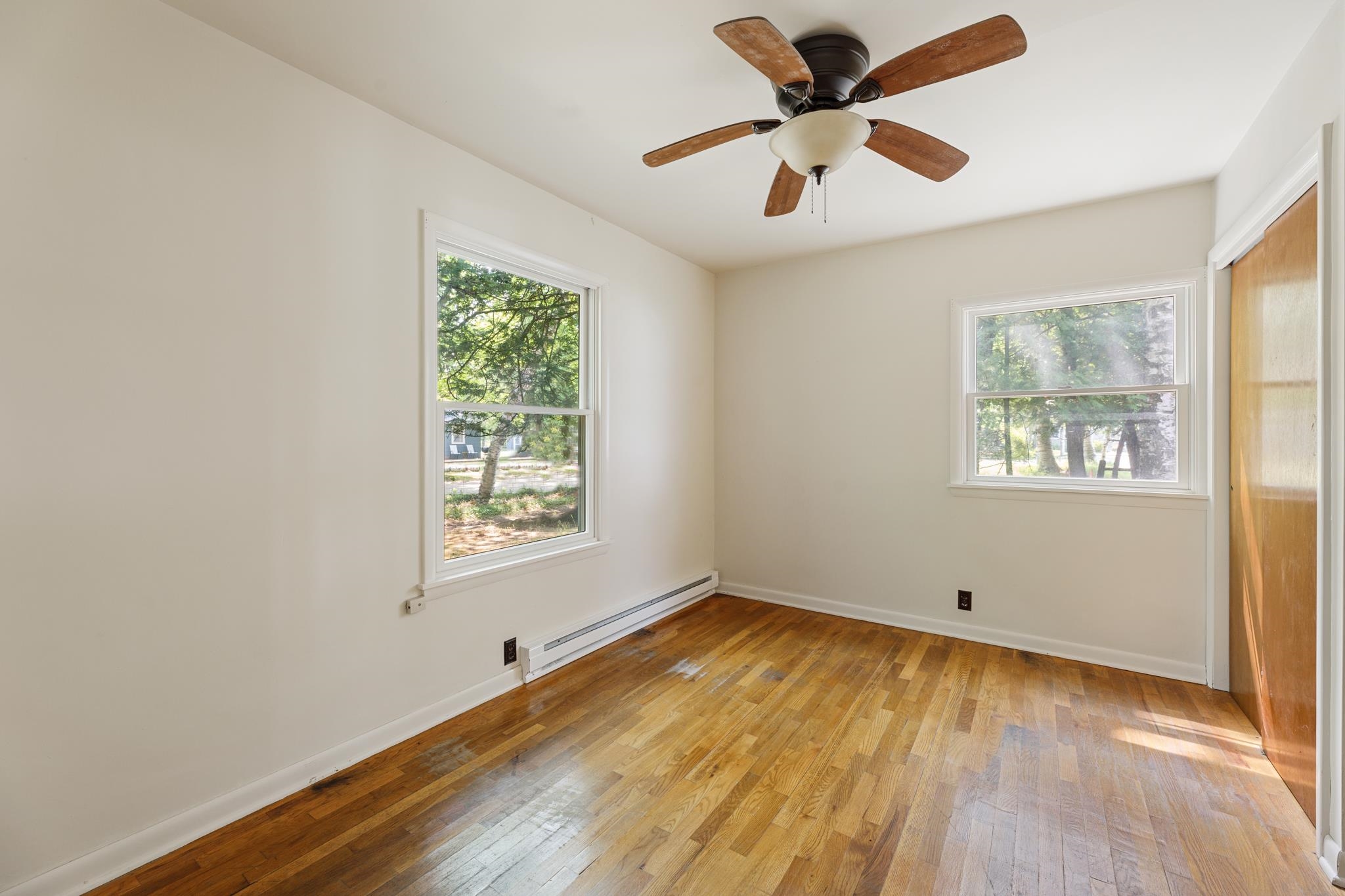 7242 South Brooks Road Maple City, MI 49664 - Photo 22 of 64 1912718-21.JPG
