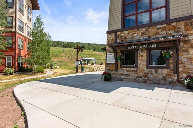 $555,000 | 152 Village Road, Unit B206, Granby, CO 80446