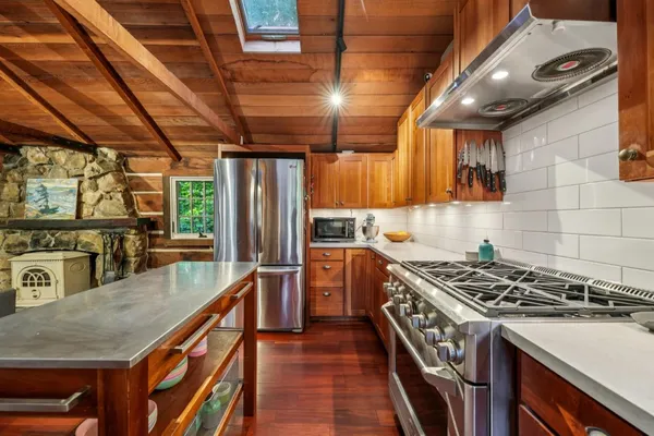 $1,799,950 | 252 Blakewood Way, Redwood City, CA 94062