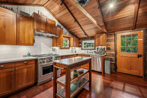 $1,799,950 | 252 Blakewood Way, Redwood City, CA 94062