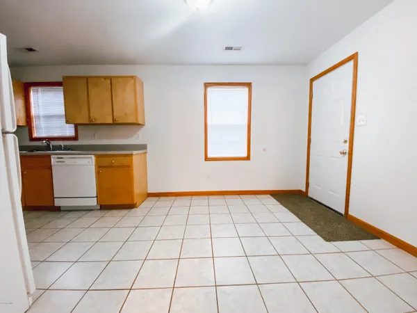 $950 | 118 Arabian Lane, Richlands, NC 28574