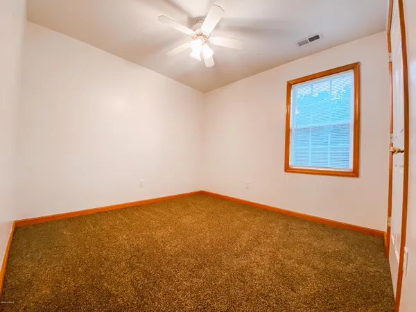 $950 | 118 Arabian Lane, Richlands, NC 28574