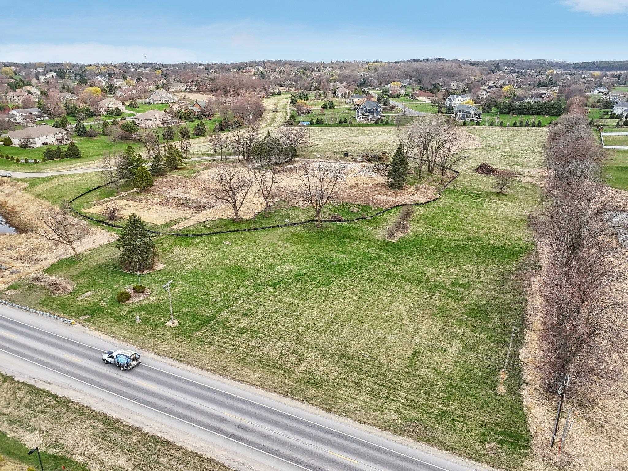 7672 West Mineral Point Road Verona, WI 53593 - Photo 12 of 25