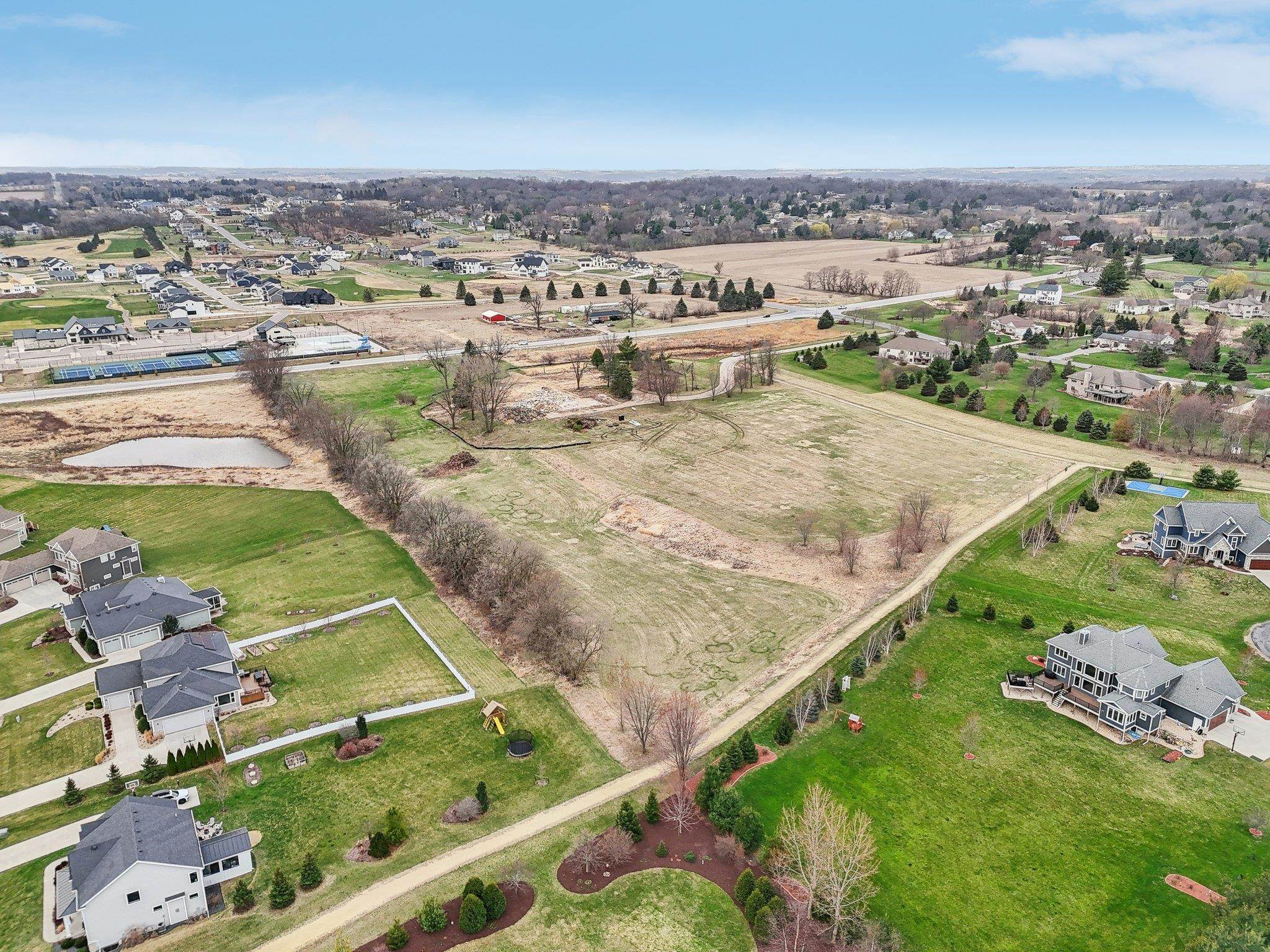 7672 West Mineral Point Road Verona, WI 53593 - Photo 5 of 25