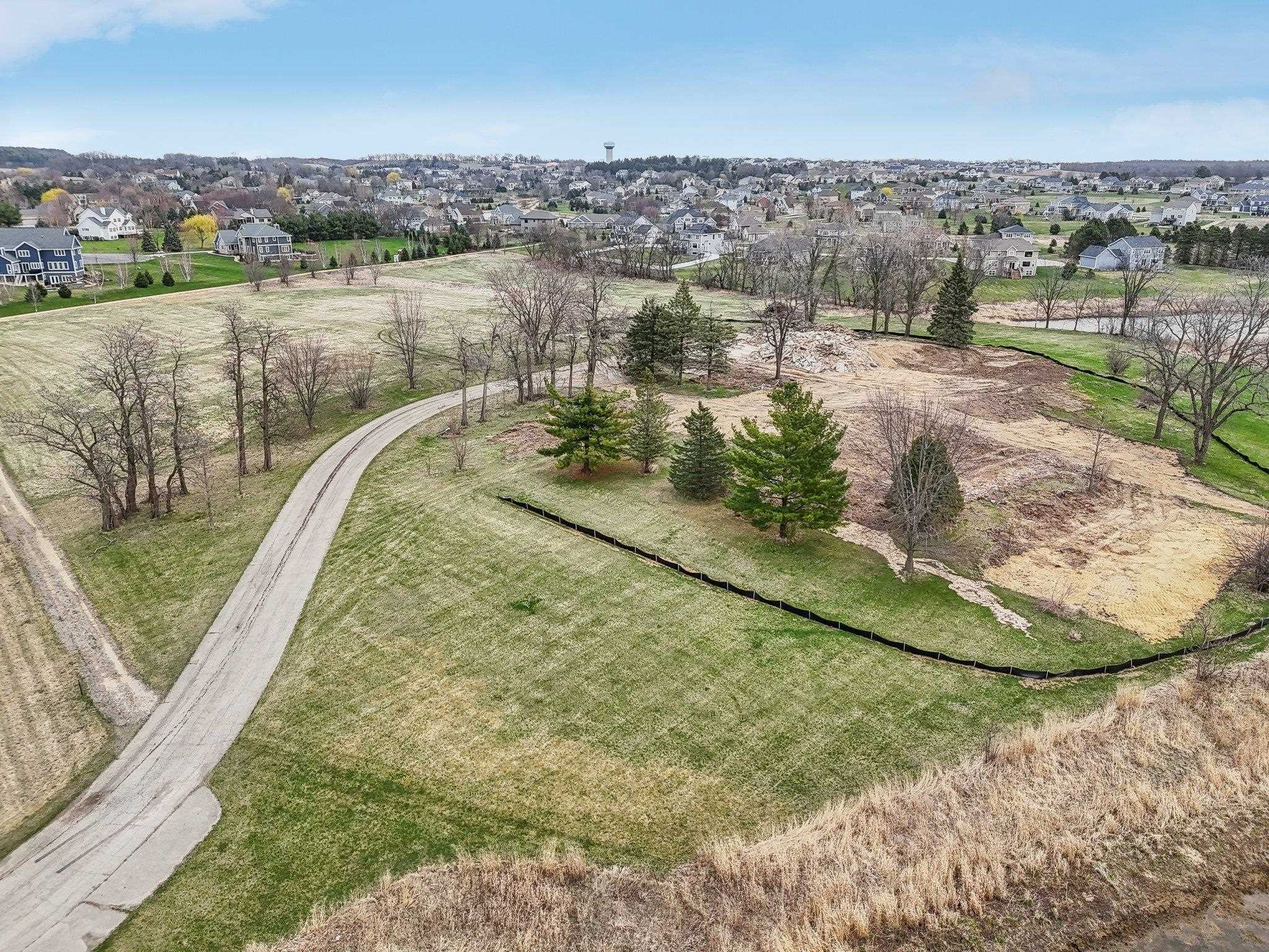 7672 West Mineral Point Road Verona, WI 53593 - Photo 7 of 25