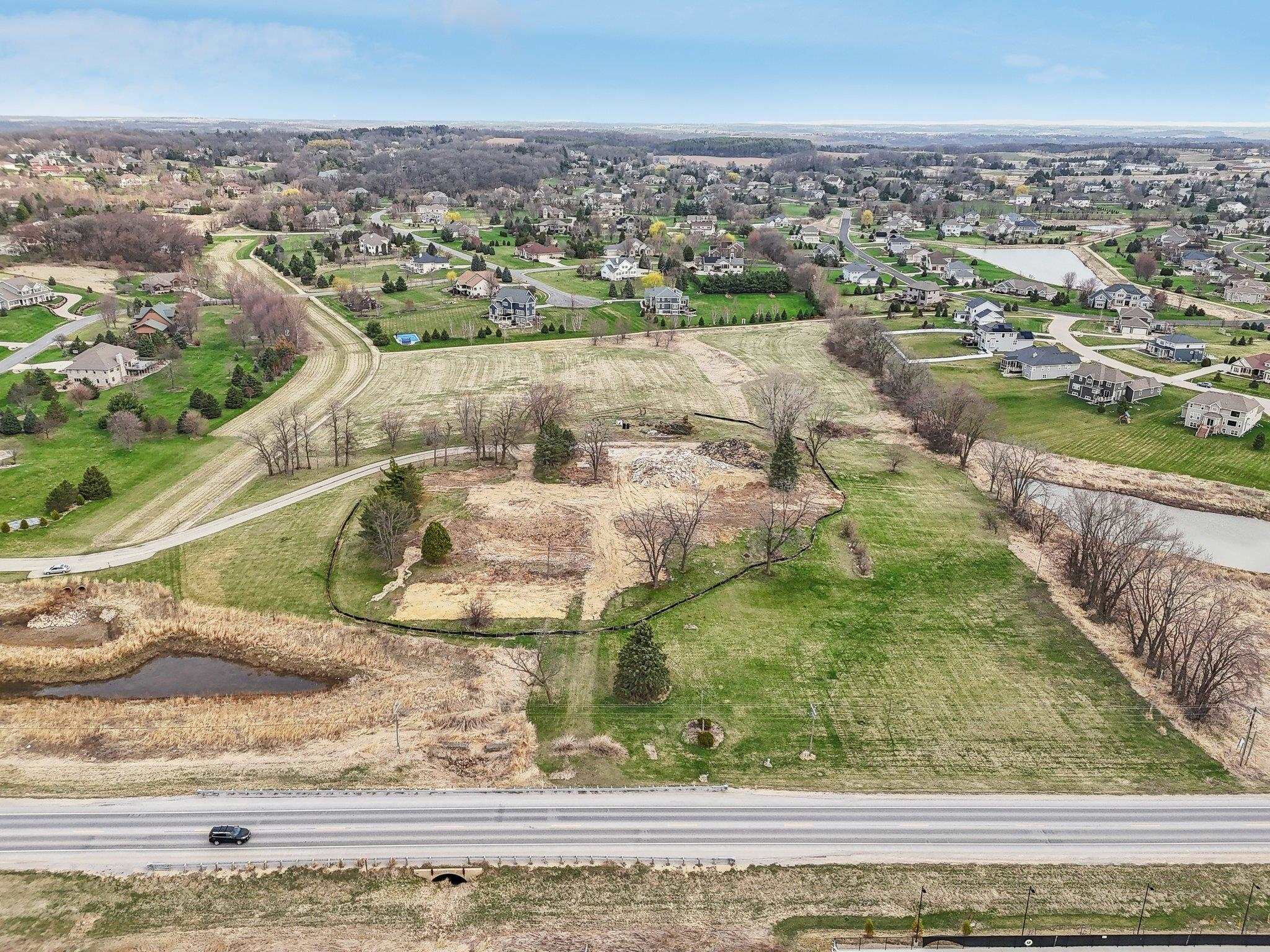 7672 West Mineral Point Road Verona, WI 53593 - Photo 9 of 25