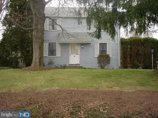 172 Morningside Circle Wayne, PA 19087 - Photo 1 of 5 Gallery Image 1