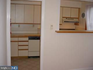 172 Morningside Circle Wayne, PA 19087 - Photo 3 of 5 Gallery Image 3