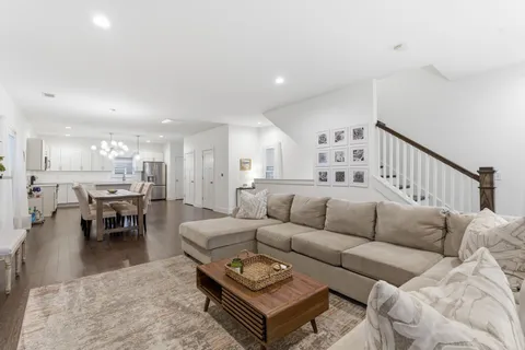 $685,000 | 1633 54th Avenue North, Unit 15, Nashville, TN 37209