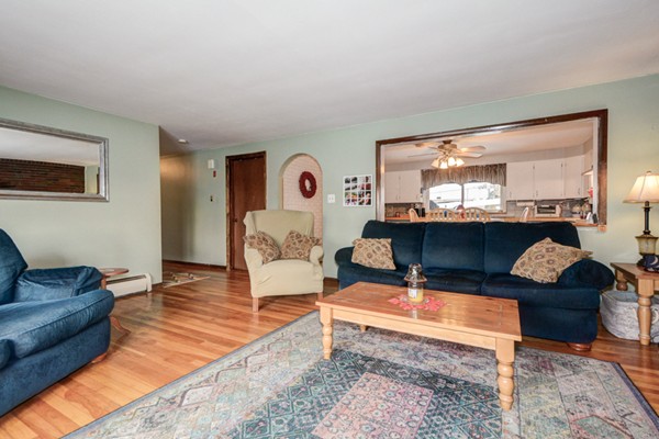 10 Rockingham Place Worcester, MA 01604 - Photo 12 of 23 Gallery Image 12