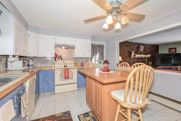 10 Rockingham Place Worcester, MA 01604 - Photo 6 of 23 Gallery Image 6