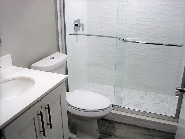 212 Preston F Boca Raton, FL 33434 - Photo 17 of 36 Full Bath