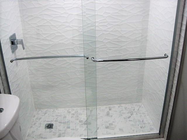 212 Preston F Boca Raton, FL 33434 - Photo 19 of 36 Full Bath Shower