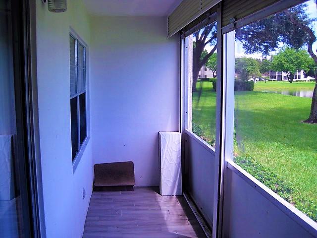212 Preston F Boca Raton, FL 33434 - Photo 30 of 36 Patio