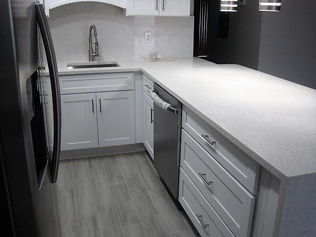 212 Preston F Boca Raton, FL 33434 - Photo 5 of 36 Kitchen